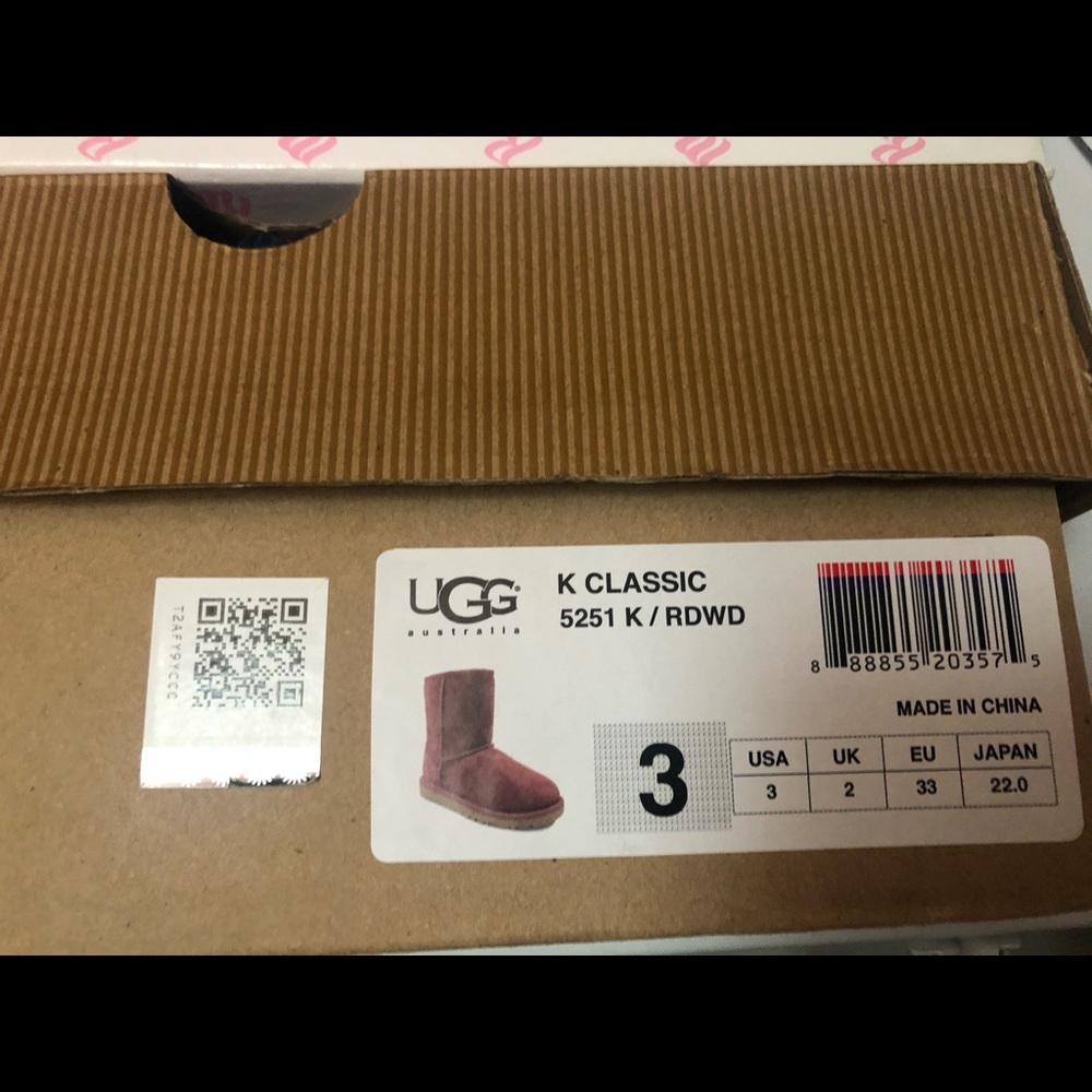 Kid Ugg With Box - image 8